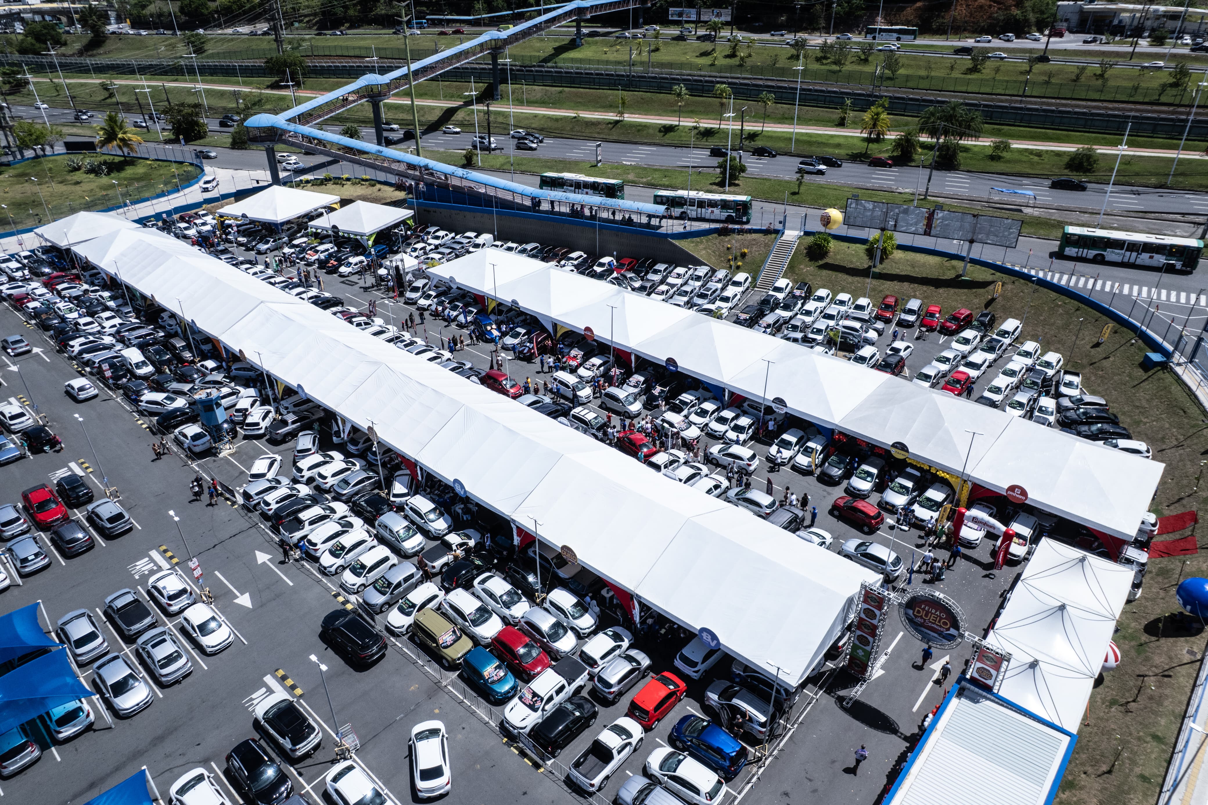 Feirão de seminovos oferta mais de 1.500 veículos com taxa de financiamento a partir de 0,99% ao mês
